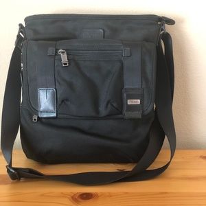 Men's Tumi Tote Bag - Pristine!